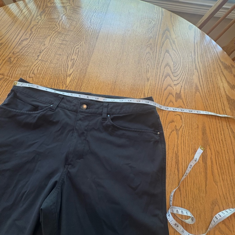 Lululemon Mens ABC Tech Chino Pants Black Sz 33 29.5” Inseam - Picture 12 of 13